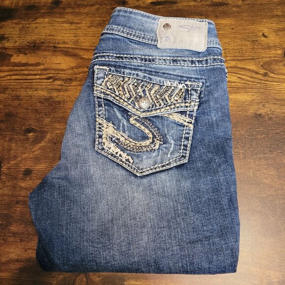 Silver Jeans Sz 28 Suki Mid Capri Super Stretch Tummy Control Medium Light Wash - Picture 3 of 14